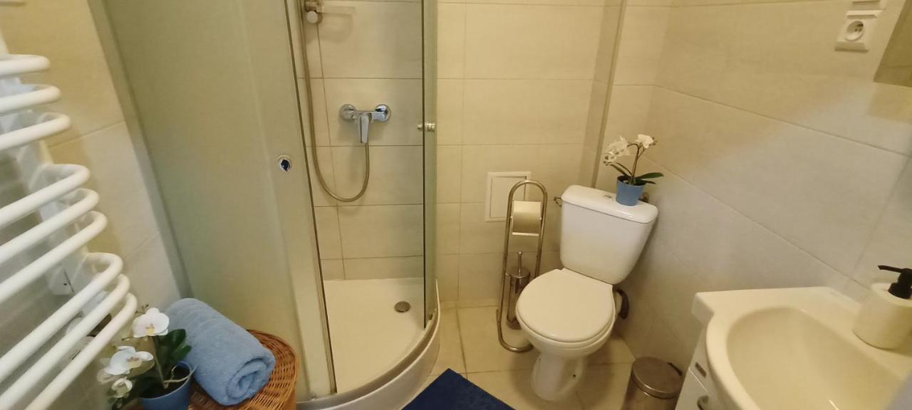 Apartament Granatowy Swietoduska 12 Lublin Exterior foto